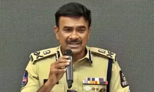 Police ने सचिवालय के पास विरोध प्रदर्शन और सार्वजनिक समारोहों पर प्रतिबंध लगाया