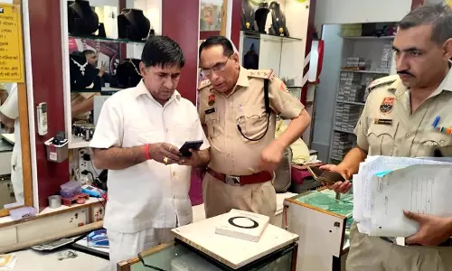 Haryana : रेवाड़ी में नकाबपोश बदमाशों ने नकदी व आभूषण लूटे
