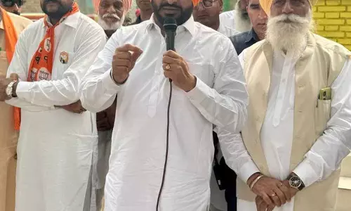 Bittu ने कहा, किसानों को विरोध प्रदर्शन छोड़कर केंद्र से बातचीत करनी चाहिए