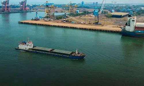 JSW इंफ्रास्ट्रक्चर शेयर की कीमत 0.1% बढ़ी