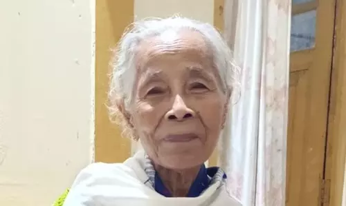Assam : दिमासा कवि अनुपमा नाइडिंग को अर्जुन चंद्र बर्मन मेमोरियल पुरस्कार के लिए चुना गया Assam : दिमासा कवि अनुपमा नाइडिंग को अर्जुन चंद्र बर्मन मेमोरियल पुरस्कार के लिए चुना गया