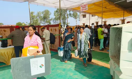 Dungarpur: चौरासी विधानसभा क्षेत्र के 251 मतदान केन्द्रों पर मतदान बुधवार को अंतिम प्रशिक्षण Dungarpur: चौरासी विधानसभा क्षेत्र के 251 मतदान केन्द्रों पर मतदान बुधवार को अंतिम प्रशिक्षण