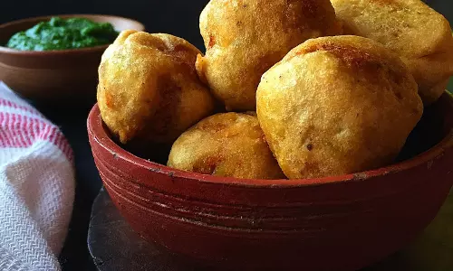 आलू दाल पकौड़ा रेसिपी आलू दाल पकौड़ा रेसिपी