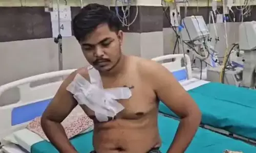 मां से विवाद के बाद बेटे ने खुद को मारा चाकू, जूझ रहा नशे की लत से