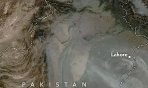 Lahore का विषैला धुआँ अब अंतरिक्ष से भी दिखाई देगा