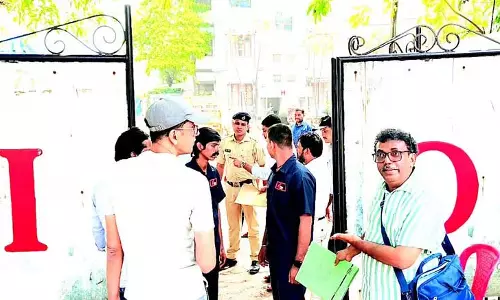 बारदेज़ BDO ने अरपोरा साल्ट पैन्स में अवैध निर्माण का स्थल निरीक्षण किया