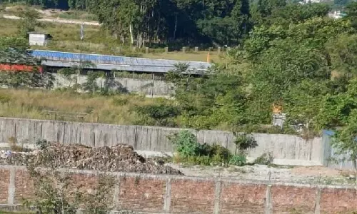 Siliguri में सिक्किम के कचरे को डंप करने का विरोध, स्वास्थ्य और पर्यावरण संबंधी चिंताएं बढ़ीं