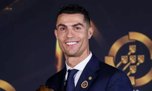 Cristiano Ronaldo ने क्विनास डी ओरो गाला में प्लैटिनम पुरस्कार जीता