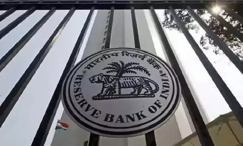 Fed ने ब्याज दरों में कटौती की, लेकिन RBI भी ऐसा करने की जल्दी में नहीं
