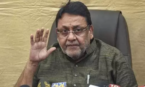 Mumbai: नवाब मलिक की अंतरिम जमानत रद्द करने की मांग को लेकर हाईकोर्ट में याचिका दायर