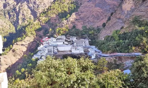 जन प्रतिनिधिमण्डल ने वैष्णो देवी बोर्ड के CEO से मुलाकात की