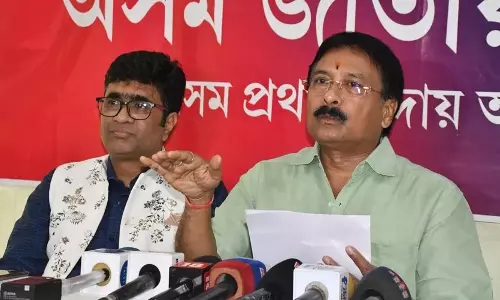 Assam : भाजपा सरकार ने स्थानीय ठेकेदारों को दरकिनार कर दिया