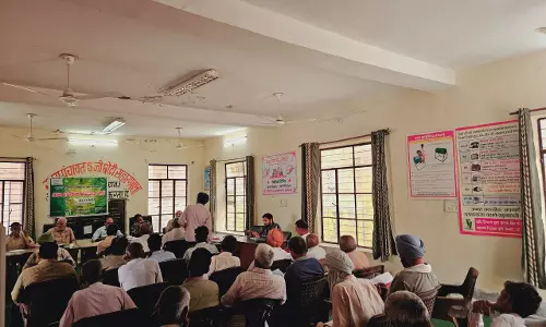 Ganganagar: किसान गोष्ठी में दी आत्मा योजनाओं की जानकारी Ganganagar: किसान गोष्ठी में दी आत्मा योजनाओं की जानकारी