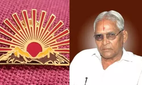 तमिलनाडु: पूर्व DMK विधायक कोथनदम का निधन! तमिलनाडु: पूर्व DMK विधायक कोथनदम का निधन!