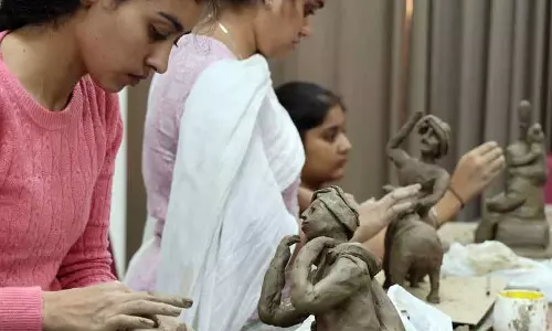 PAU का अंतर-कॉलेज उत्सव कलात्मक भावना के प्रदर्शन के साथ शुरू हुआ PAU का अंतर-कॉलेज उत्सव कलात्मक भावना के प्रदर्शन के साथ शुरू हुआ