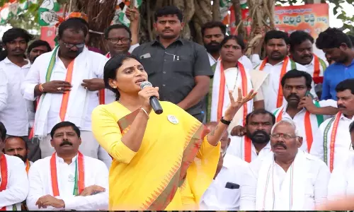 Jagan  ने मुझ पर अभद्र सोशल मीडिया पोस्ट को बढ़ावा दिया- वाईएस शर्मिला