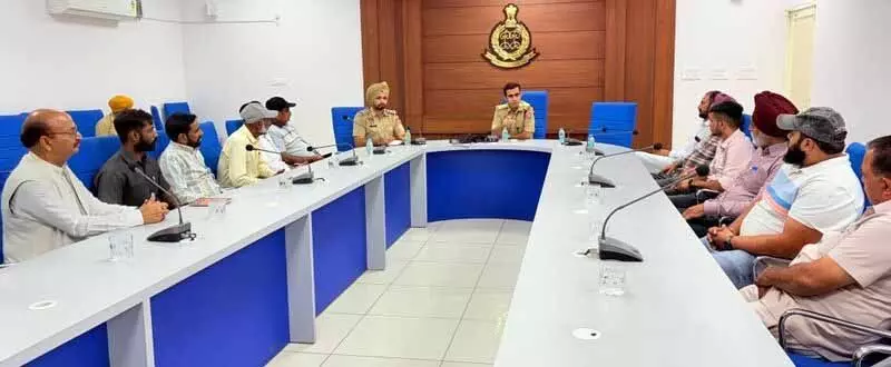 शादी के मौसम में Police ने हथियारों और हिंसक गानों पर नियम सख्त किए