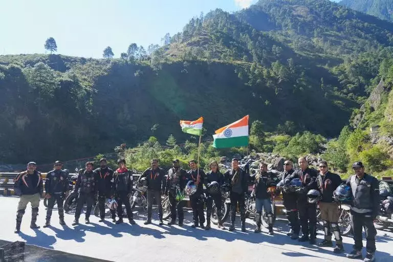 Arunachal में सेना द्वारा मोटरसाइकिल अभियान पूरा करने पर 1962 वालोंग के नायकों को श्रद्धांजलि दी गई