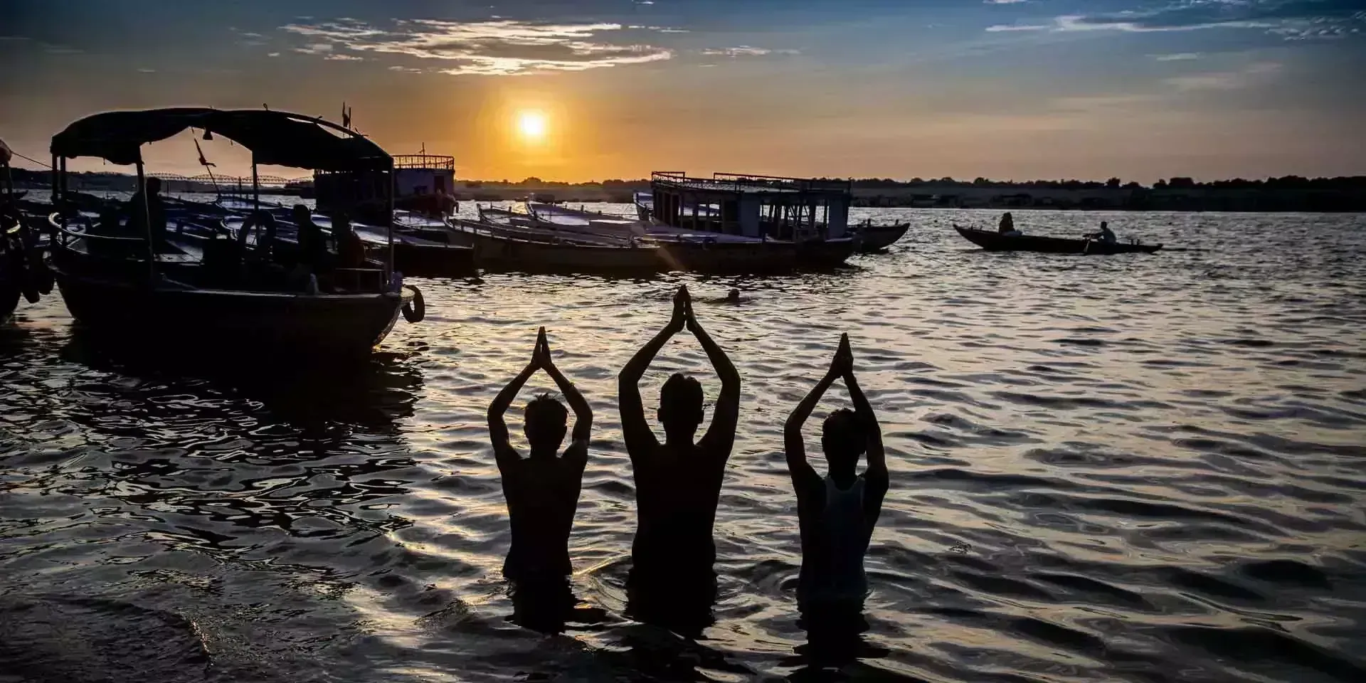 Ganga Snan: इस शुभ दिन करें गंगा स्नान, पापों से मिलेगी मुक्ति