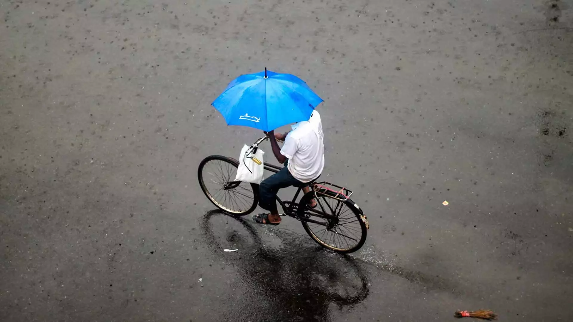 Bengaluru Weather: शहर में 15 नवंबर तक हल्की से मध्यम बारिश होगी