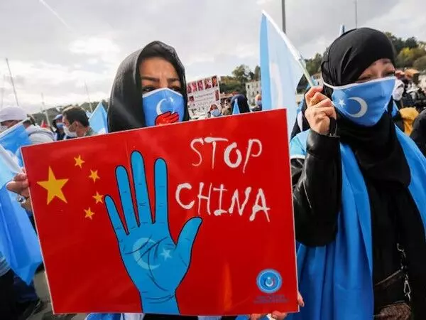 उइगर अधिवक्ता जबरन श्रम कानूनों के सख्त क्रियान्वयन और Xinjiang को मान्यता देने पर जोर दे रहे