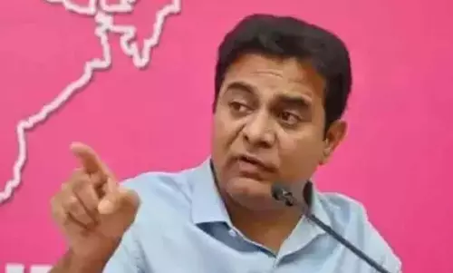 Telangana: केटीआर ने कांग्रेस को ‘जीओएटी’ कहा Telangana: केटीआर ने कांग्रेस को ‘जीओएटी’ कहा
