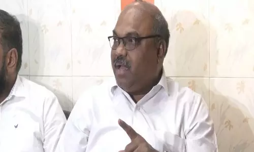 Anil Parab ने वर्ली निर्वाचन क्षेत्र में शिंदे-सेना द्वारा चुनाव आचार संहिता के उल्लंघन का आरोप लगाया Anil Parab ने वर्ली निर्वाचन क्षेत्र में शिंदे-सेना द्वारा चुनाव आचार संहिता के उल्लंघन का आरोप लगाया