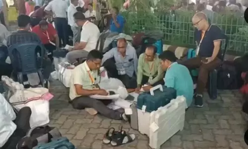 Assam: कड़ी सुरक्षा के बीच सिदली उपचुनाव के लिए चिरांग तैयार Assam: कड़ी सुरक्षा के बीच सिदली उपचुनाव के लिए चिरांग तैयार