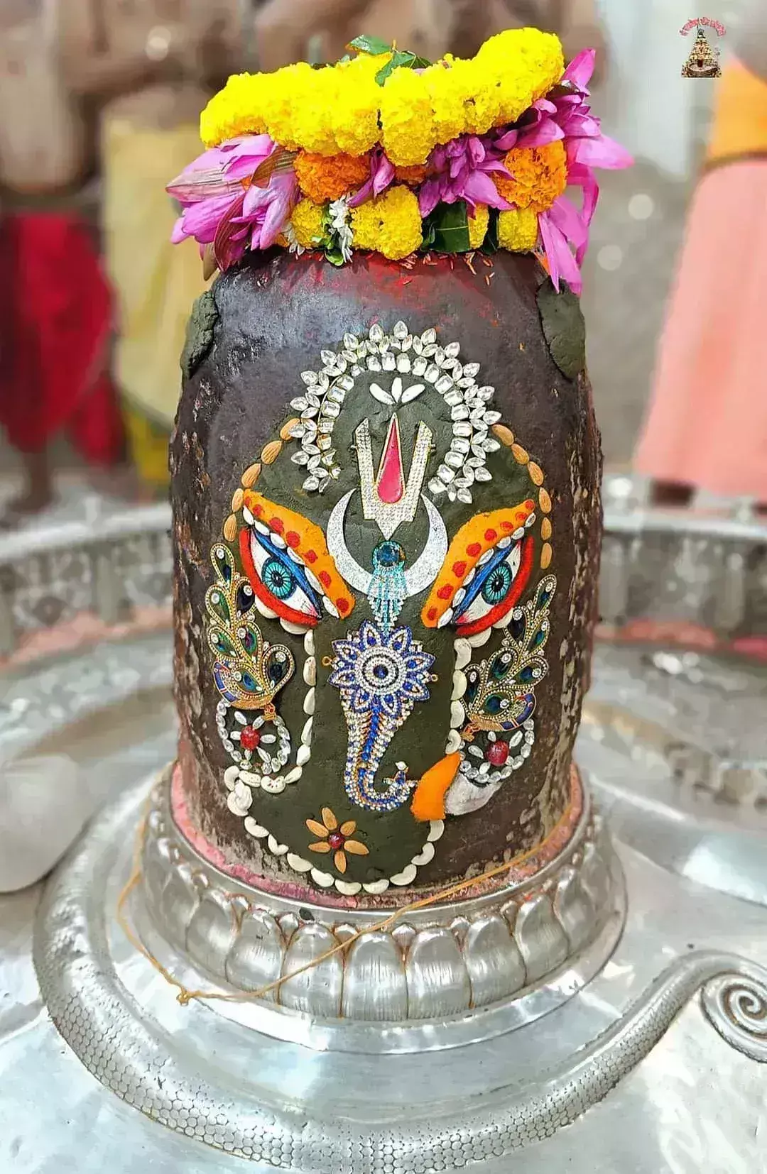 Ujjain : गणेश स्वरूप में सजे महाकाल, भक्तों ने किए दर्शन Ujjain : गणेश स्वरूप में सजे महाकाल, भक्तों ने किए दर्शन