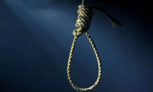 Attapur में कथित तौर पर उत्पीड़न के कारण गृहिणी ने आत्महत्या कर ली