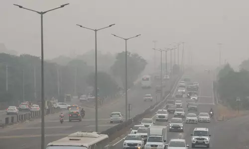 Haryana : गुरुग्राम का AQI दिल्ली से बेहतर Haryana : गुरुग्राम का AQI दिल्ली से बेहतर