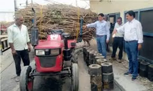 Khatauli: अधिकारी ने खतौली के मिल गेट के कांटों तथा गन्ना यार्ड का औचक निरीक्षण किया Khatauli: अधिकारी ने खतौली के मिल गेट के कांटों तथा गन्ना यार्ड का औचक निरीक्षण किया