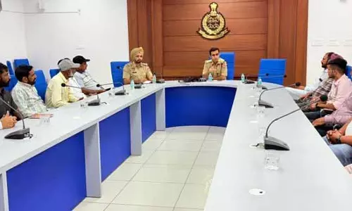 शादी के मौसम में Police ने हथियारों और हिंसक गानों पर नियम सख्त किए शादी के मौसम में Police ने हथियारों और हिंसक गानों पर नियम सख्त किए