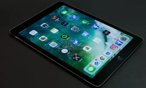 Tablet तो ये है सबसे बेस्ट ऑप्शन  ,25,000 तक के बजट में तलाश रहे है दमदार