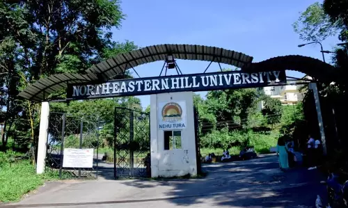 Meghalaya : एनईएचयू के शैक्षणिक कैलेंडर की अनिश्चितता के कारण परीक्षा कार्यक्रम में देरी