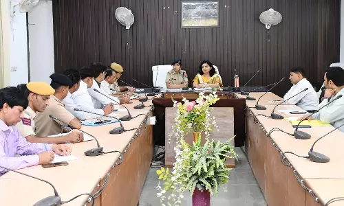 Rajasthan: जिला कलेक्टर नार्को कोऑर्डिनेशन सेंटर जिला स्तरीय कमेटी की बैठक आयोजित