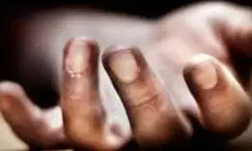 Vizag: कक्षा 10 के छात्र ने आत्महत्या कर ली