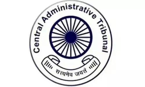 CAT ने 11 अधिकारियों का वेतन रोका CAT ने 11 अधिकारियों का वेतन रोका