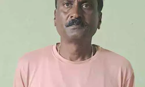 खड़खड़िया खेलाने वाले जुआरी पर कार्यवाही, अरेस्ट