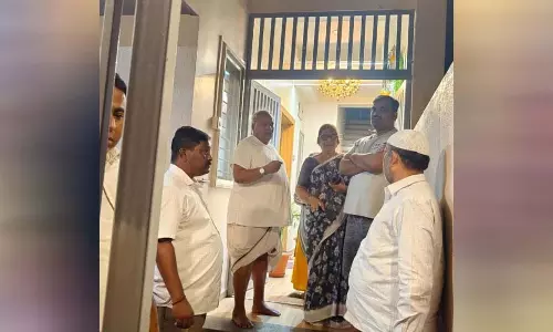 Solapur: नरसय्या आदम के घर पर पथराव, कांग्रेस के खिलाफ कार्रवाई की मांग