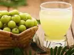 Amla Benefits: सुबह खाली पेट पिएं आंवला जूस और देखें चमत्कारी फायदे