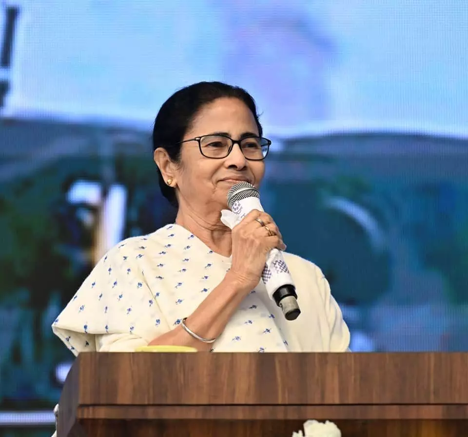 दार्जिलिंग चाय की बिक्री पर अंकुश लगाने, नई व्यवस्था लागू: CM Mamata