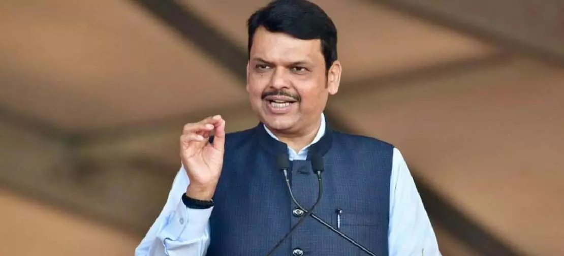 मैच में दोस्ती निर्णायक? Devendra Fadnavis ने मुलिक की नाराजगी दूर की