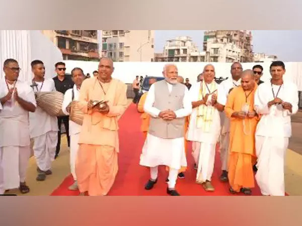 महाराष्ट्र के रायगढ़ के पनवेल में ISKCON स्वयंसेवकों ने किया पीएम मोदी का विशेष स्वागत