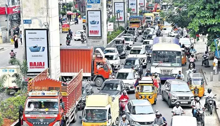 Hyderabad पुलिस यातायात प्रबंधन के लिए ट्रांसजेंडरों को नियुक्त करेगी