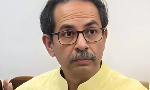 एकनाथ शिंदे की वजह से फोटोग्राफर से वीडियोग्राफर बन गए उद्धव ठाकरे : किरण पावस्कर एकनाथ शिंदे की वजह से फोटोग्राफर से वीडियोग्राफर बन गए उद्धव ठाकरे : किरण पावस्कर