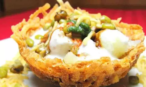 Delicious Snack: बोरिंग स्नैक्स को ट्विस्ट देकर बनाएं स्वादिष्ट रेसिपी Delicious Snack: बोरिंग स्नैक्स को ट्विस्ट देकर बनाएं स्वादिष्ट रेसिपी