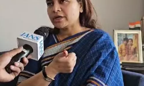 मैं भाजपा से कभी अलग नहीं हो सकती, मेरे पिता की मौत का न हो राजनीतिकरण : पूनम महाजन मैं भाजपा से कभी अलग नहीं हो सकती, मेरे पिता की मौत का न हो राजनीतिकरण : पूनम महाजन