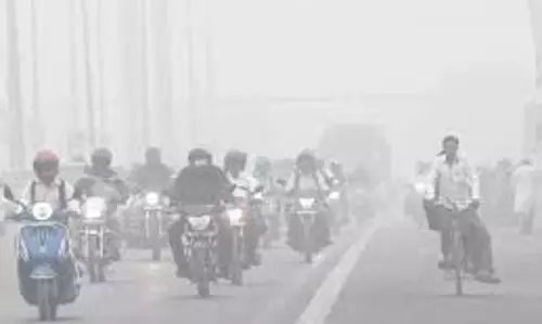 Delhi की हवा दूसरे दिन भी गंभीर श्रेणी में