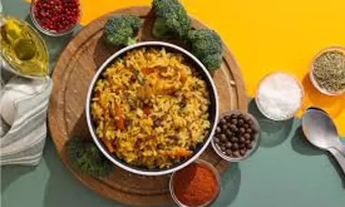 butter khichdi: होटल जैसी बटर खिचड़ी, हर कोई करेगा तारीफ